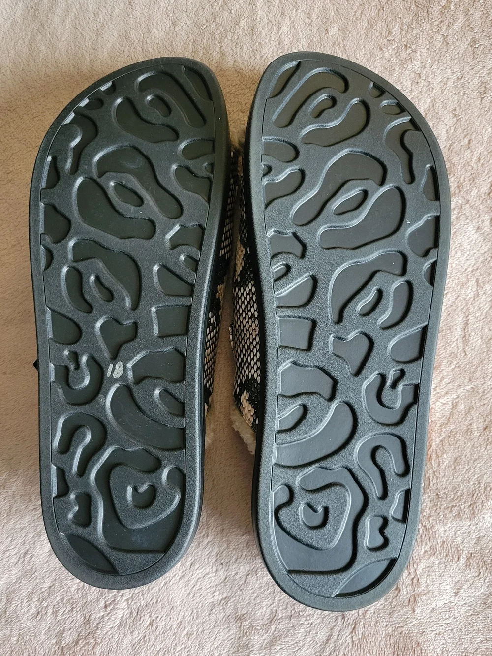 Aerosoles Faux-Snakeskin Shearling Slide Sandals - Beige/Black, Womens Size 11